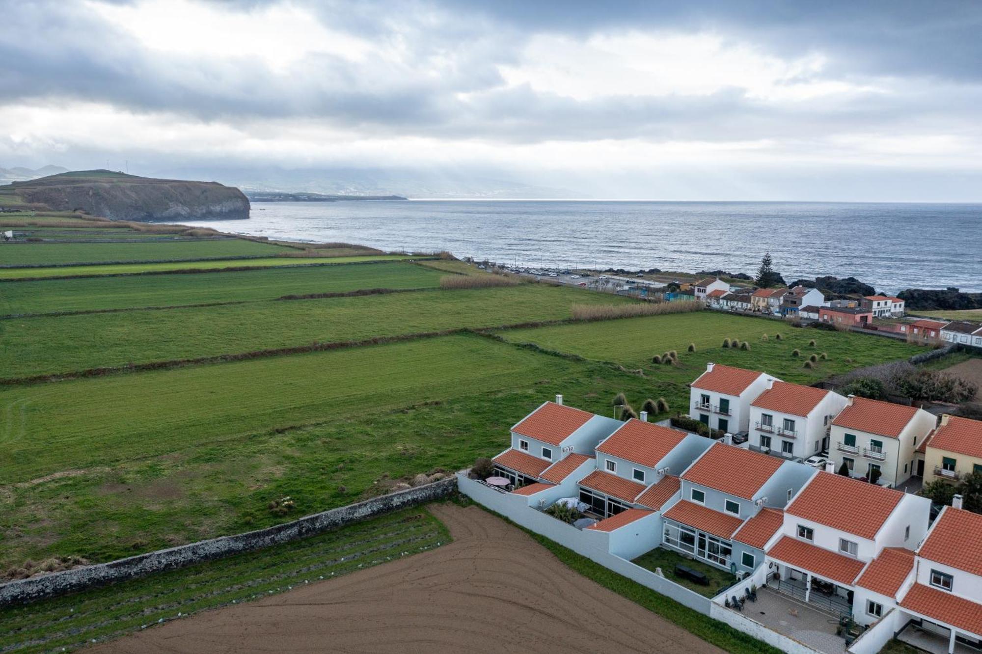 Areal De Santa Barbara Sea View Bed & Breakfast Ribeira Grande Bagian luar foto